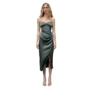 Satin dress with a slit dark green Zara NWT